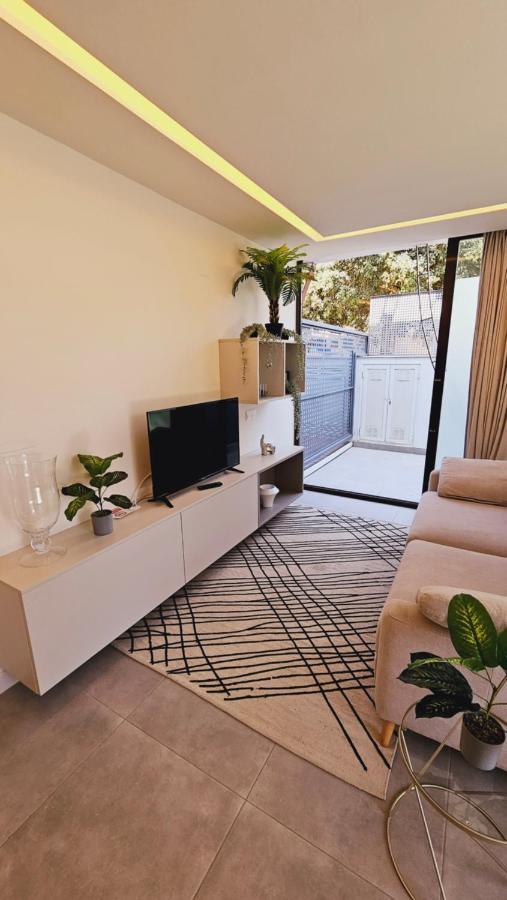 Nogalera Quintessence Apartment With Private Parking By Namaste Elite 托雷莫利诺斯 外观 照片