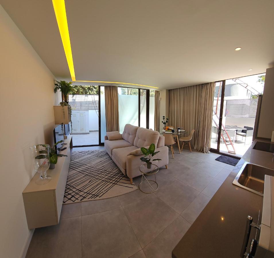 Nogalera Quintessence Apartment With Private Parking By Namaste Elite 托雷莫利诺斯 外观 照片